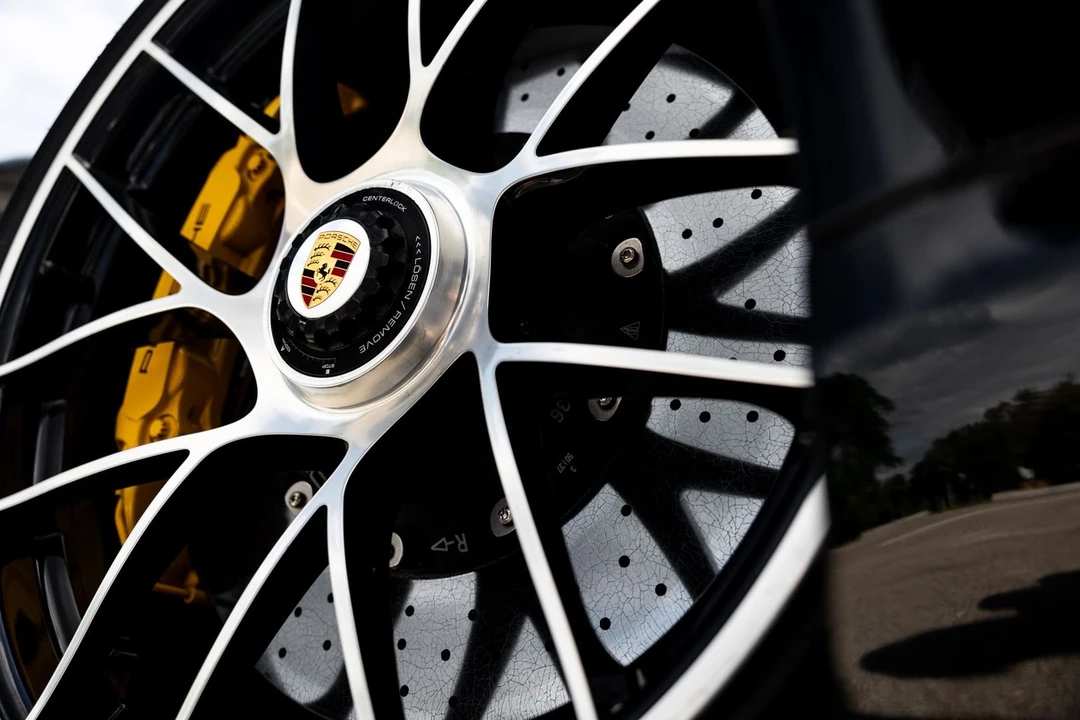 2017 Porsche 991 Turbo S - Image 13 of 31