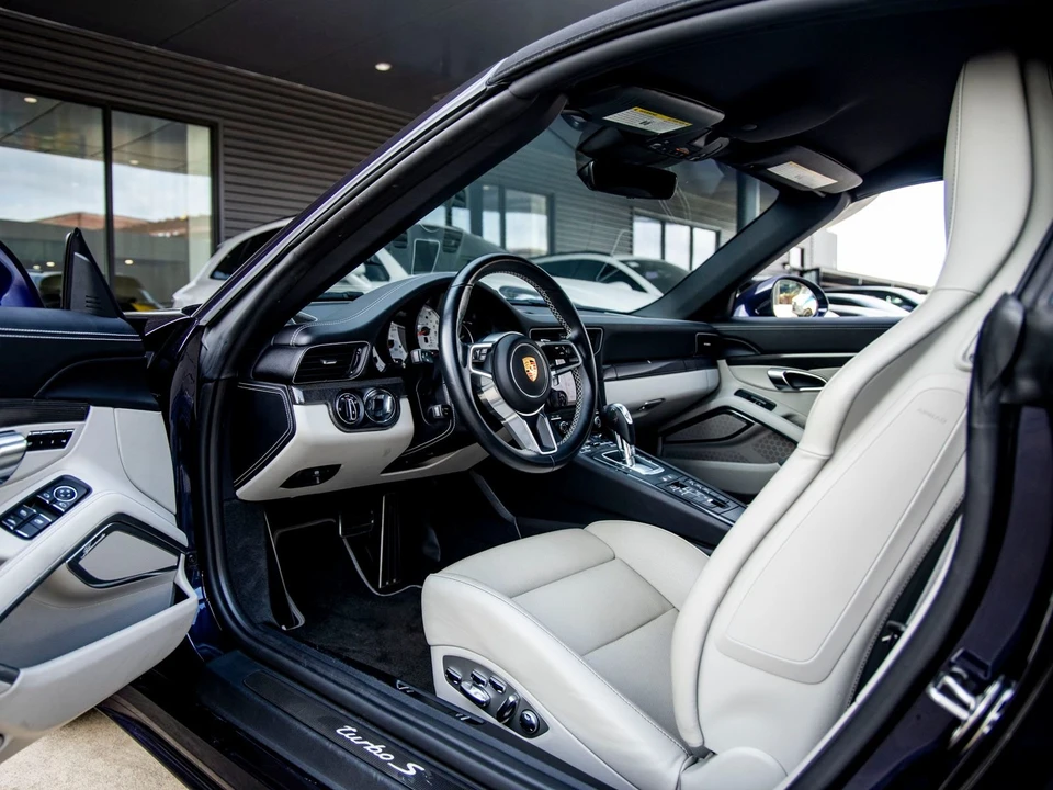 2017 Porsche 991 Turbo S - Image 10 of 14