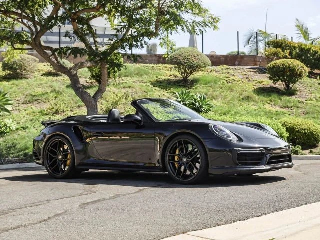 2017 Porsche 991 Turbo S - Image 7 of 31