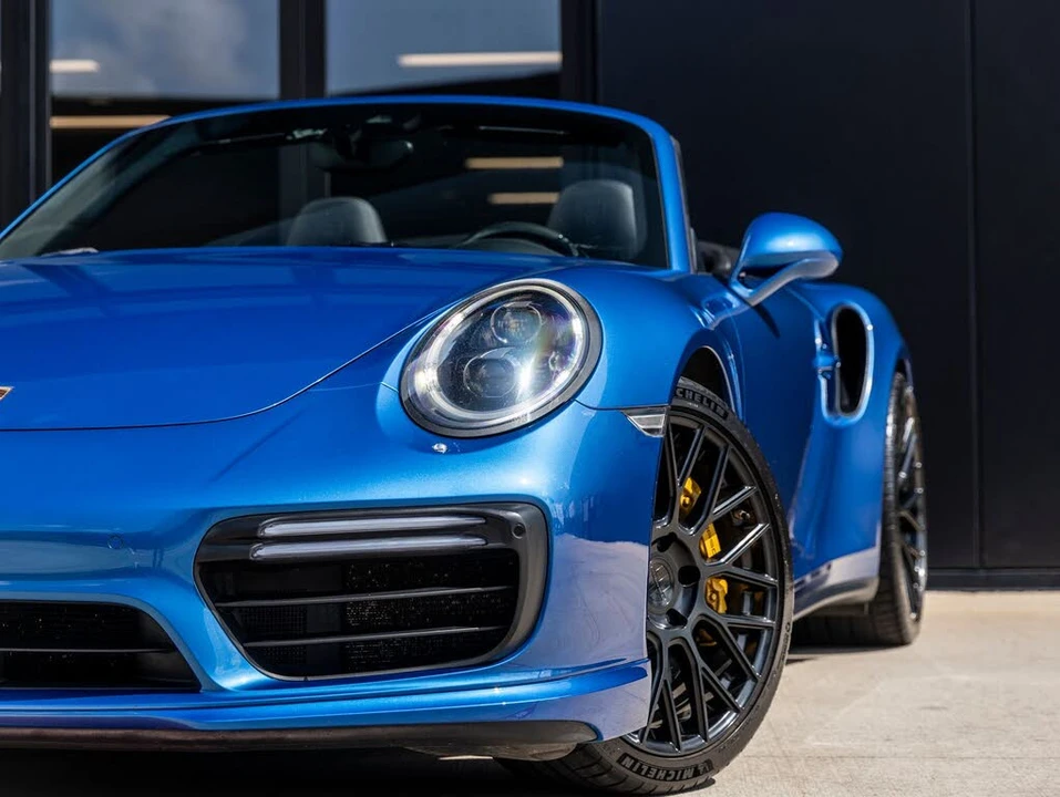2017 Porsche 991 Turbo S - Image 17 of 31