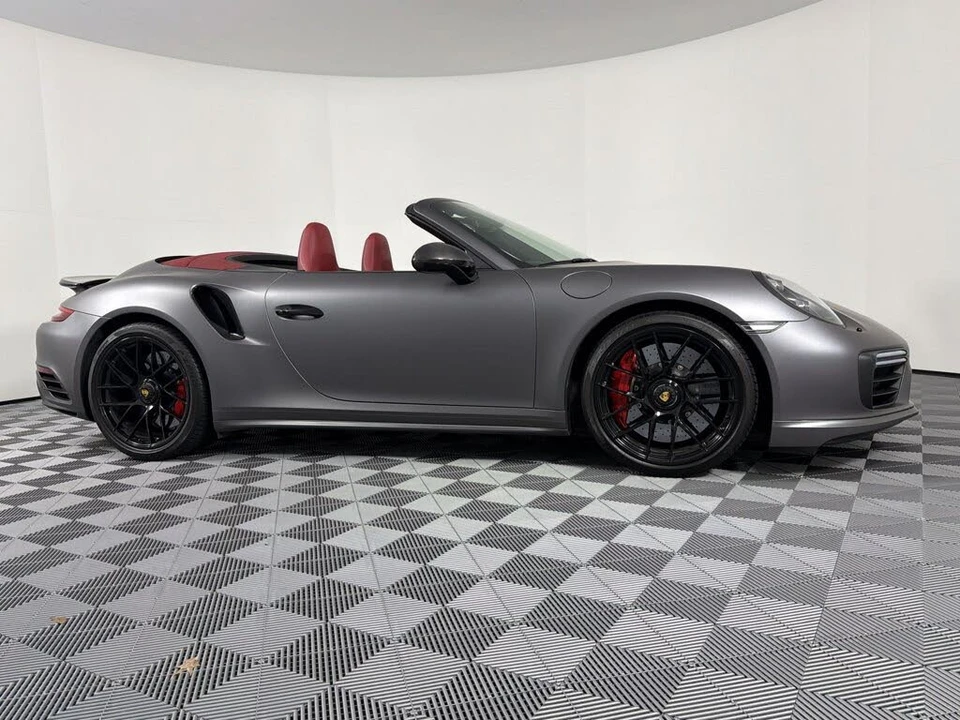 2017 Porsche 991 Turbo S - Image 11 of 30