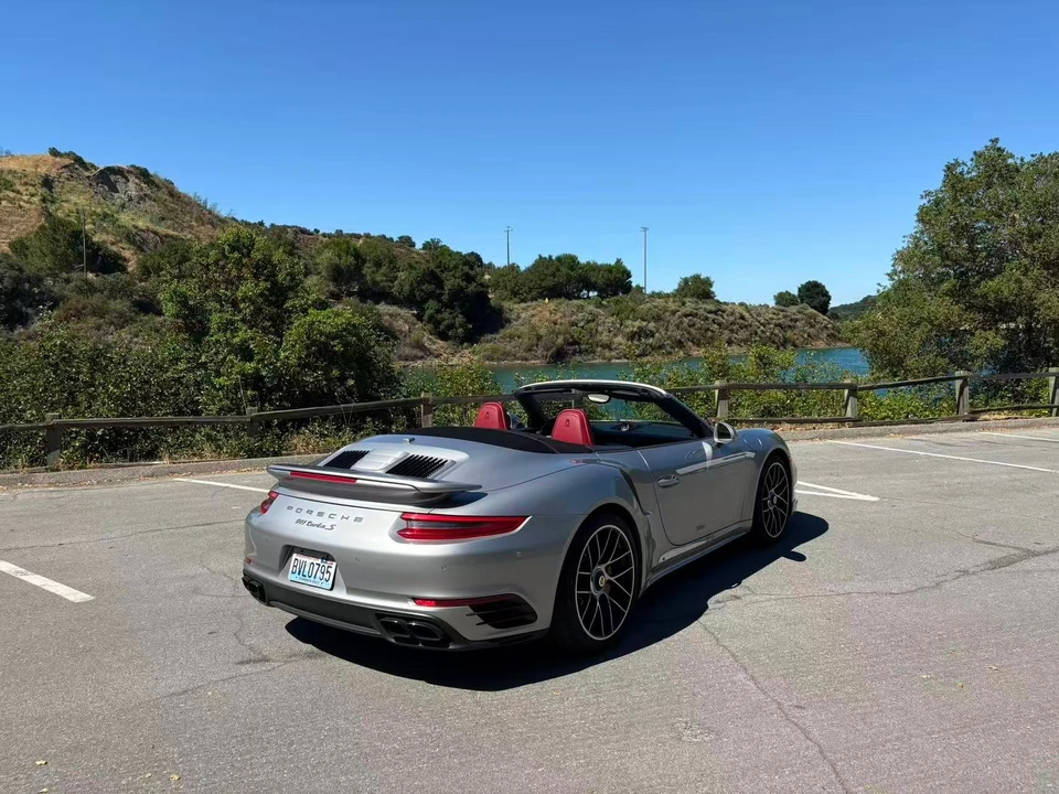 2017 Porsche 991 Turbo S - Image 10 of 28