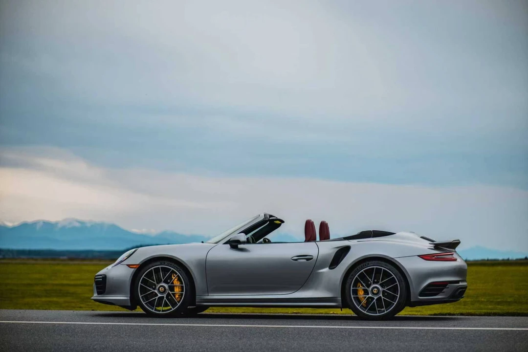 2017 Porsche 991 Turbo S - Image 5 of 28