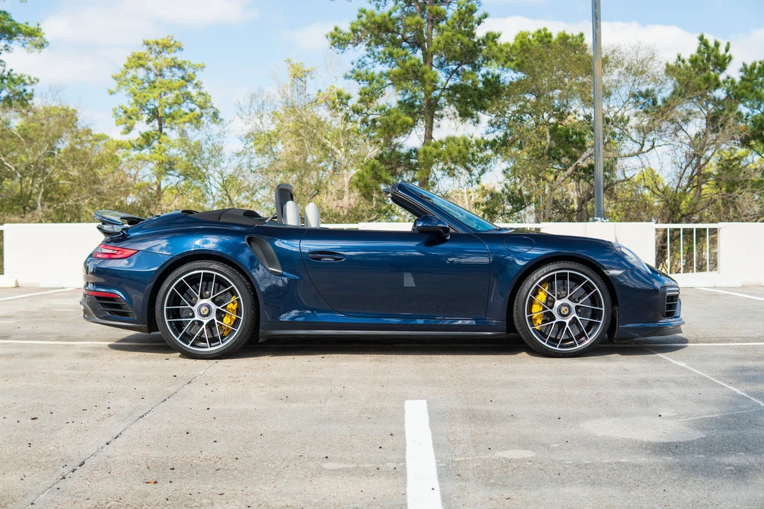 2017 Porsche 991 Turbo S - Image 4 of 31