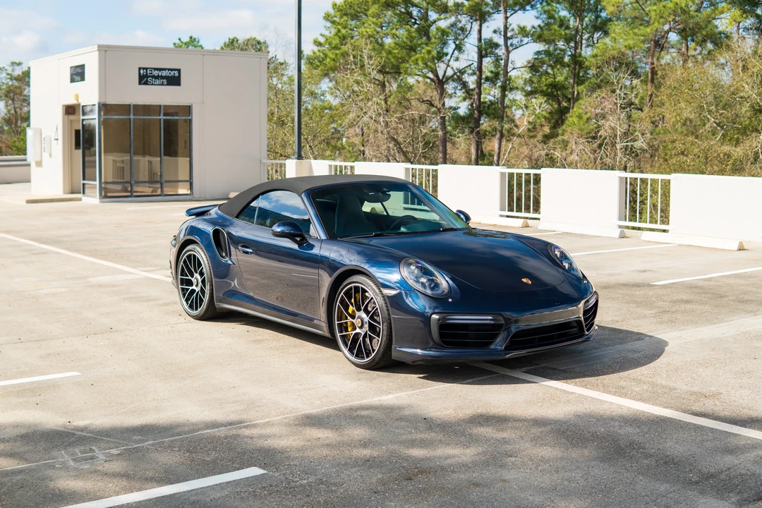 2017 Porsche 991 Turbo S - Image 15 of 31