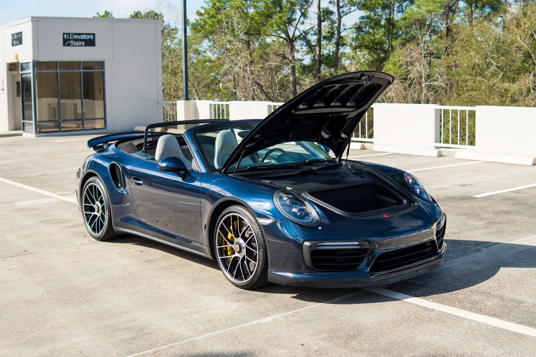 2017 Porsche 991 Turbo S - Image 29 of 31
