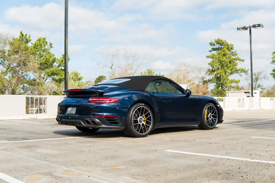 2017 Porsche 991 Turbo S - Image 11 of 31