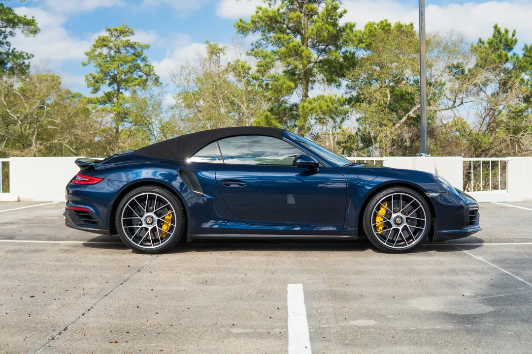 2017 Porsche 991 Turbo S - Image 13 of 31