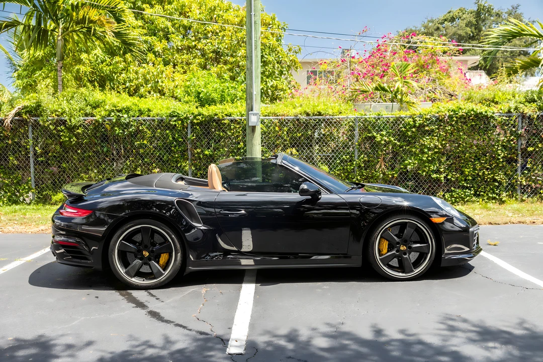 2017 Porsche 991 Turbo S - Image 25 of 31
