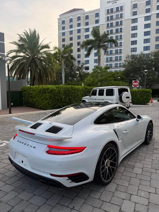 2017 Porsche 991 Turbo S - Image 4 of 8