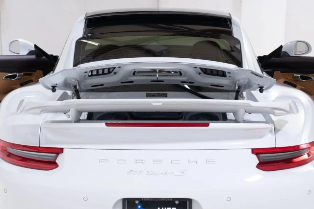 2017 Porsche - Image 17 of 31