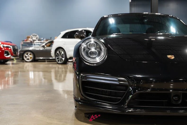 2017 Porsche 991 Turbo S - Image 15 of 31