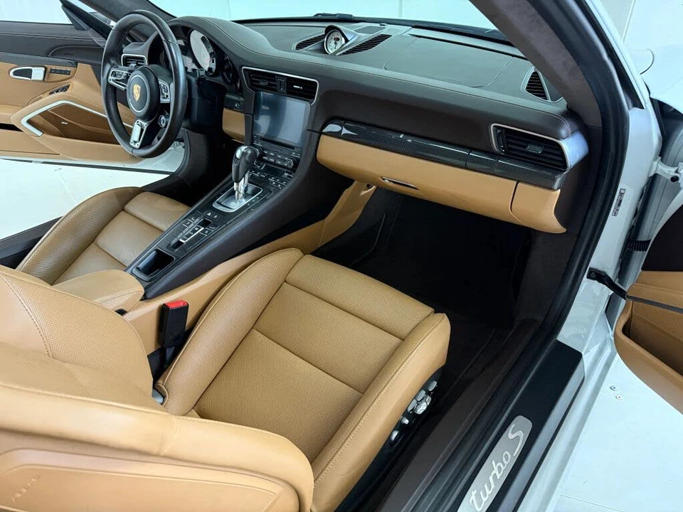 2017 Porsche 991 Turbo S - Image 24 of 31