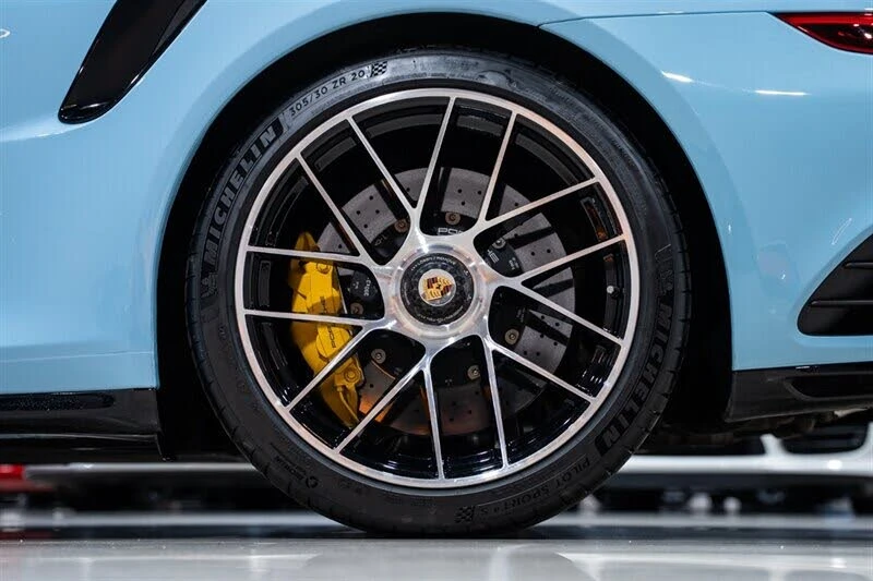 2017 Porsche 991 Turbo S - Image 13 of 31