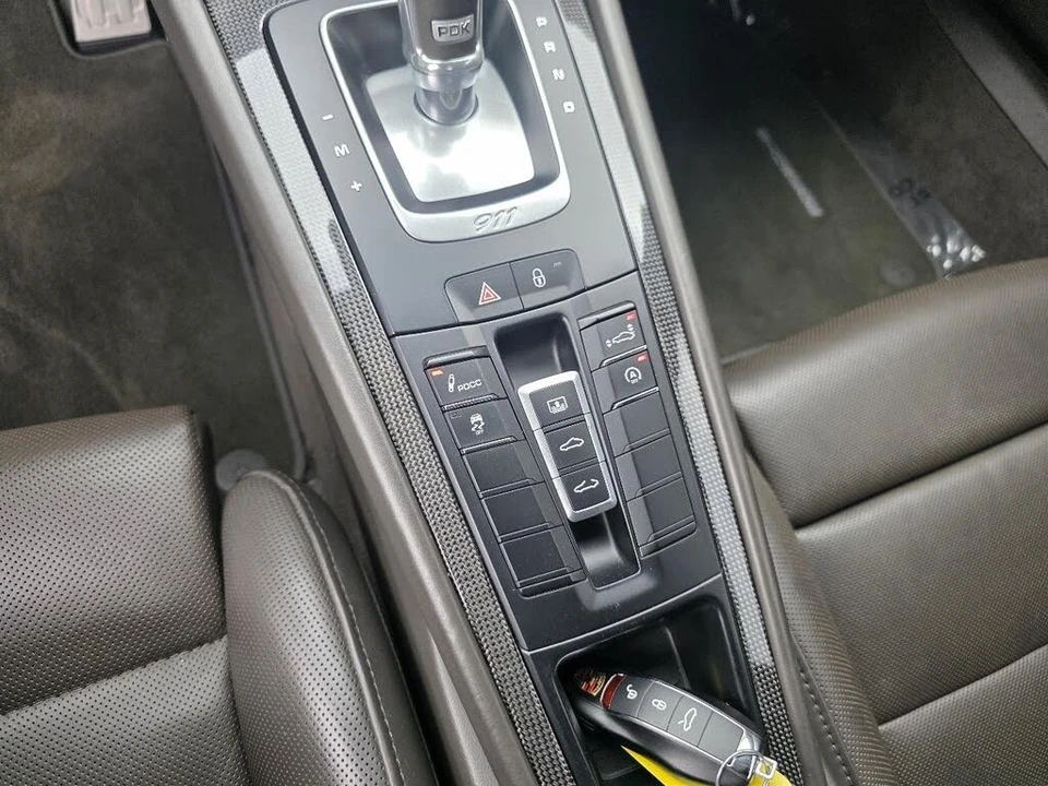 2017 Porsche 991 Turbo S - Image 18 of 31