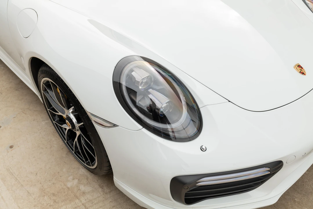 2017 Porsche 991 Turbo S - Image 17 of 31