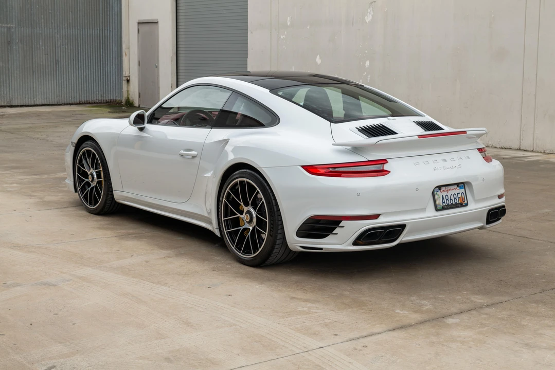 2017 Porsche 991 Turbo S - Image 10 of 31