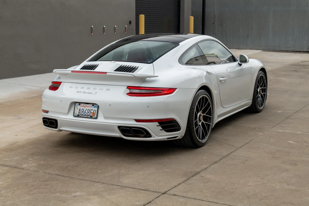 2017 Porsche 991 Turbo S - Image 13 of 31