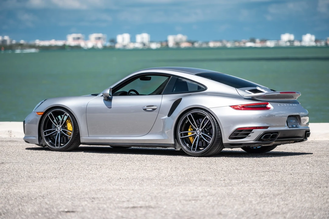 2017 Porsche 991 Turbo S - Image 29 of 31