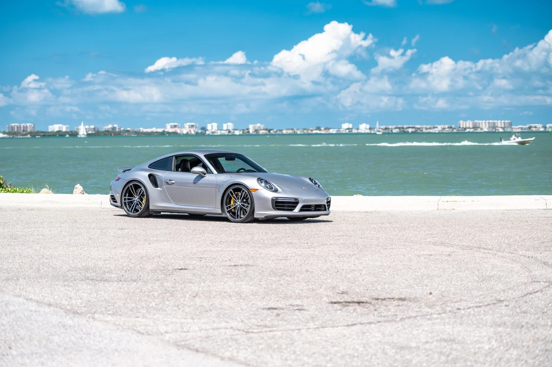 2017 Porsche 991 Turbo S - Image 12 of 31