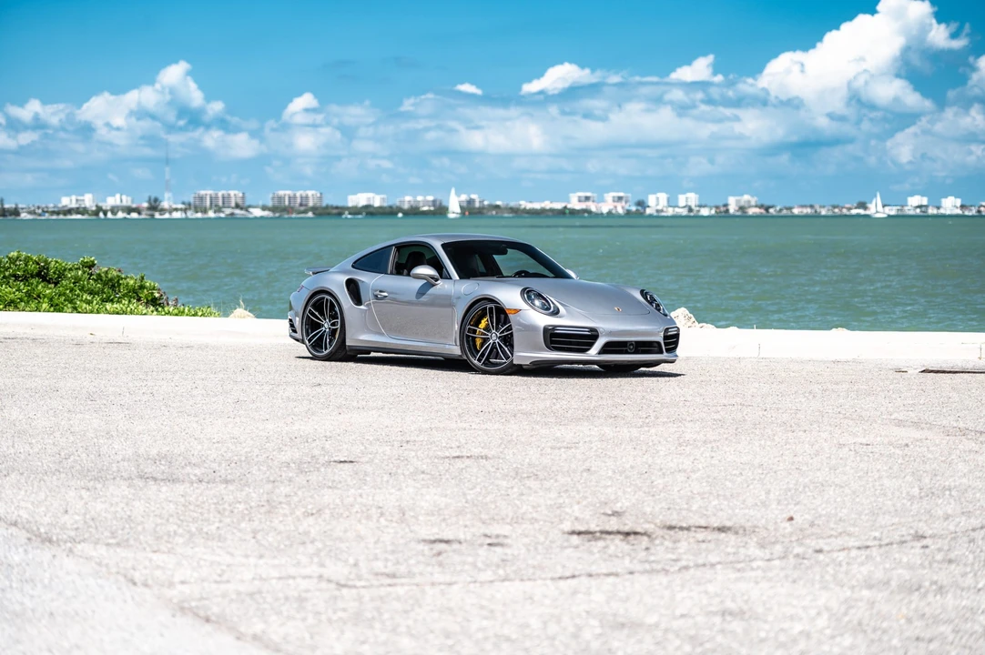 2017 Porsche 991 Turbo S - Image 16 of 31