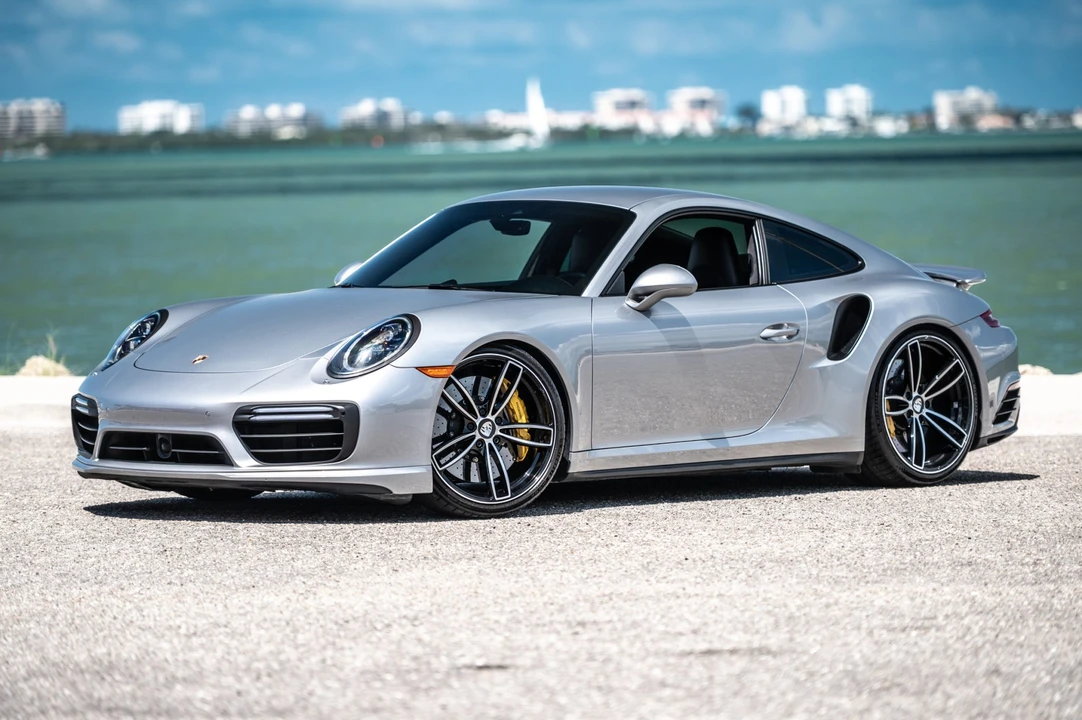 2017 Porsche 991 Turbo S - Image 3 of 31