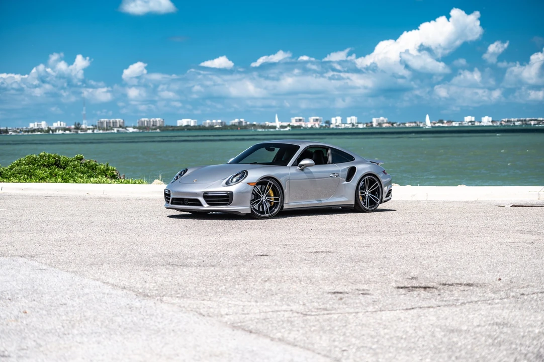 2017 Porsche 991 Turbo S - Image 4 of 31