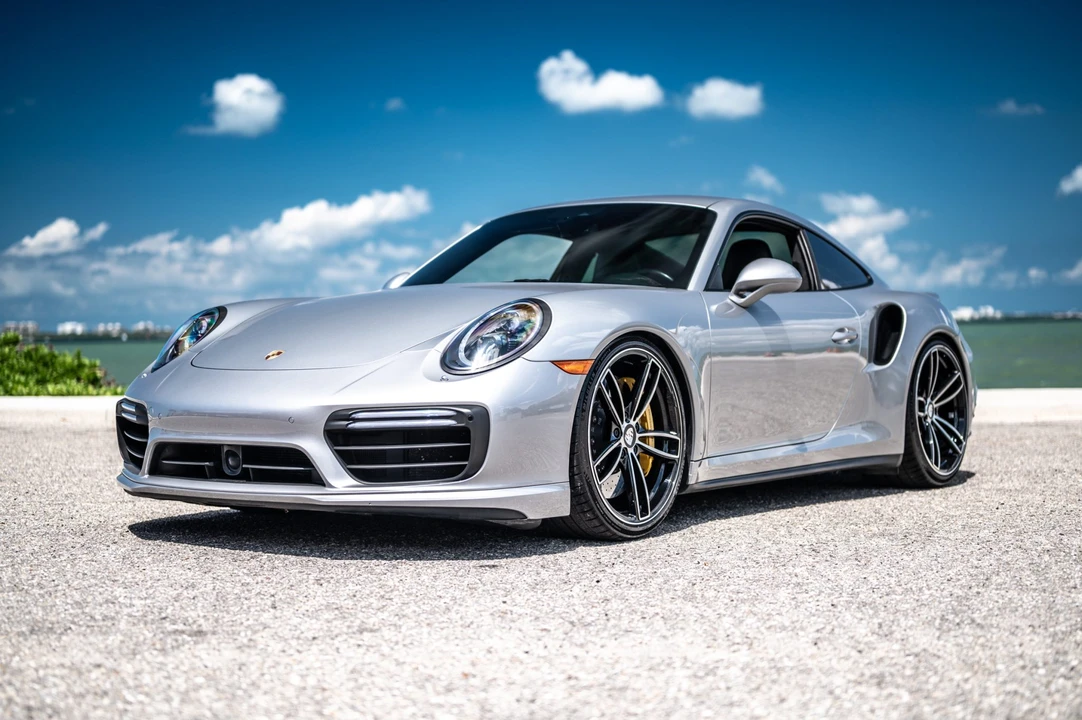 2017 Porsche 991 Turbo S - Image 6 of 31