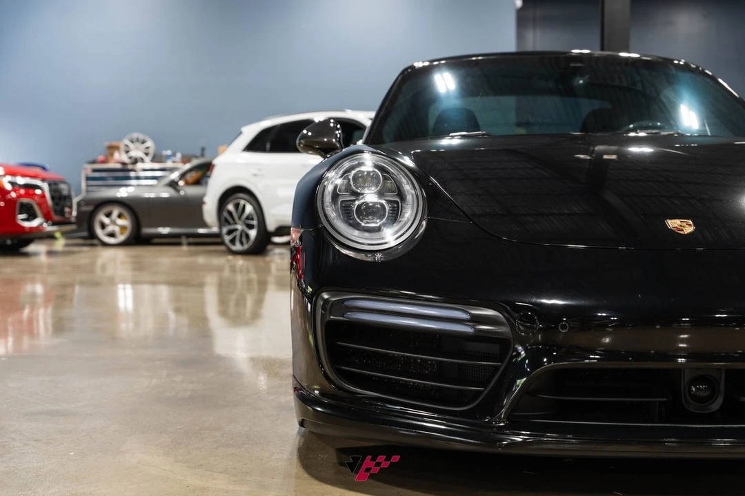 2017 Porsche 991 Turbo S - Image 9 of 31