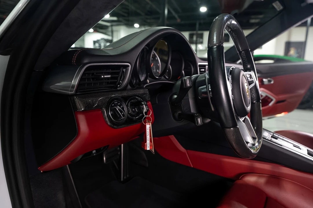 2017 Porsche 991 Turbo S - Image 26 of 31
