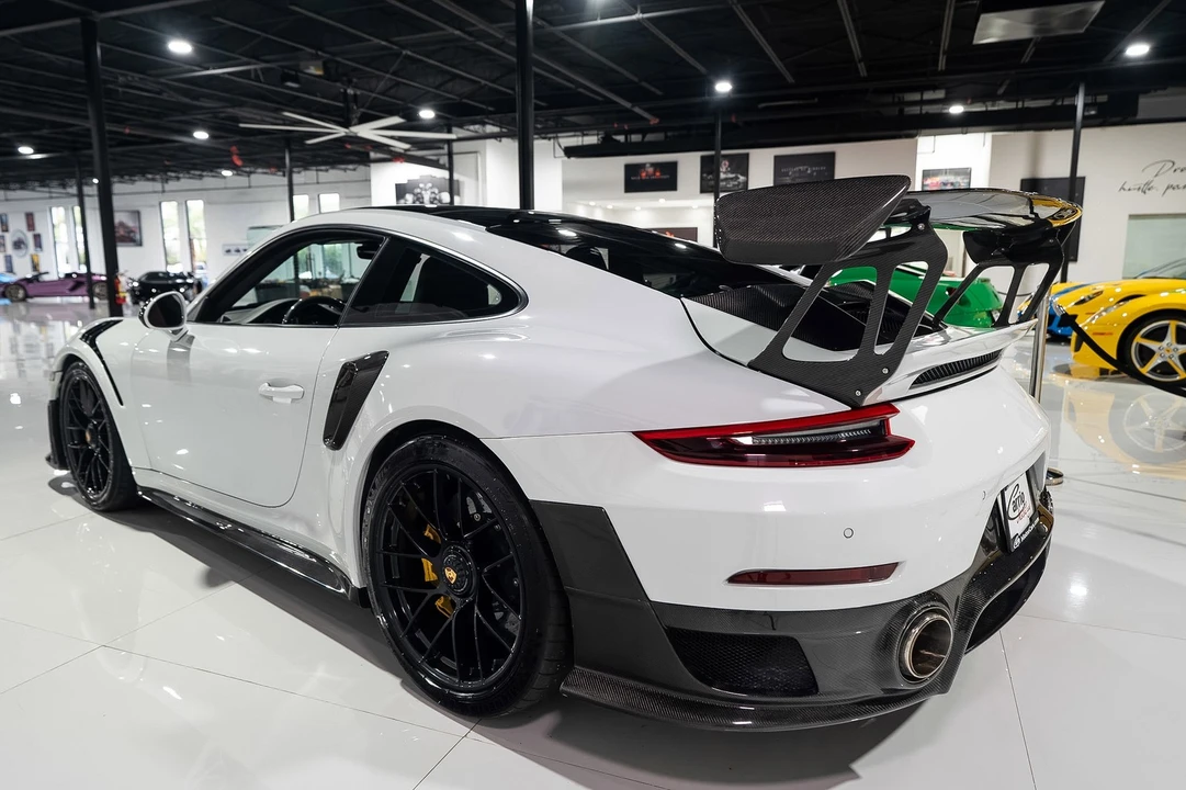 2017 Porsche 991 Turbo S - Image 5 of 21