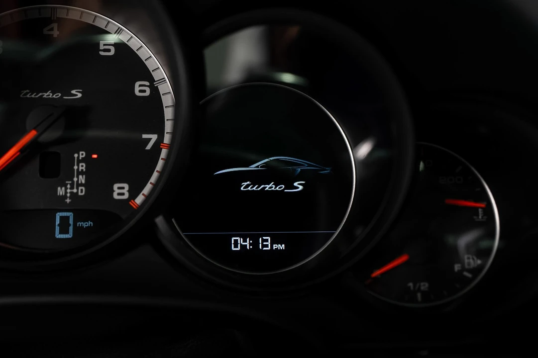 2017 Porsche 991 Turbo S - Image 15 of 31