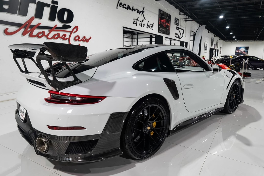 2017 Porsche 991 Turbo S - Image 7 of 31