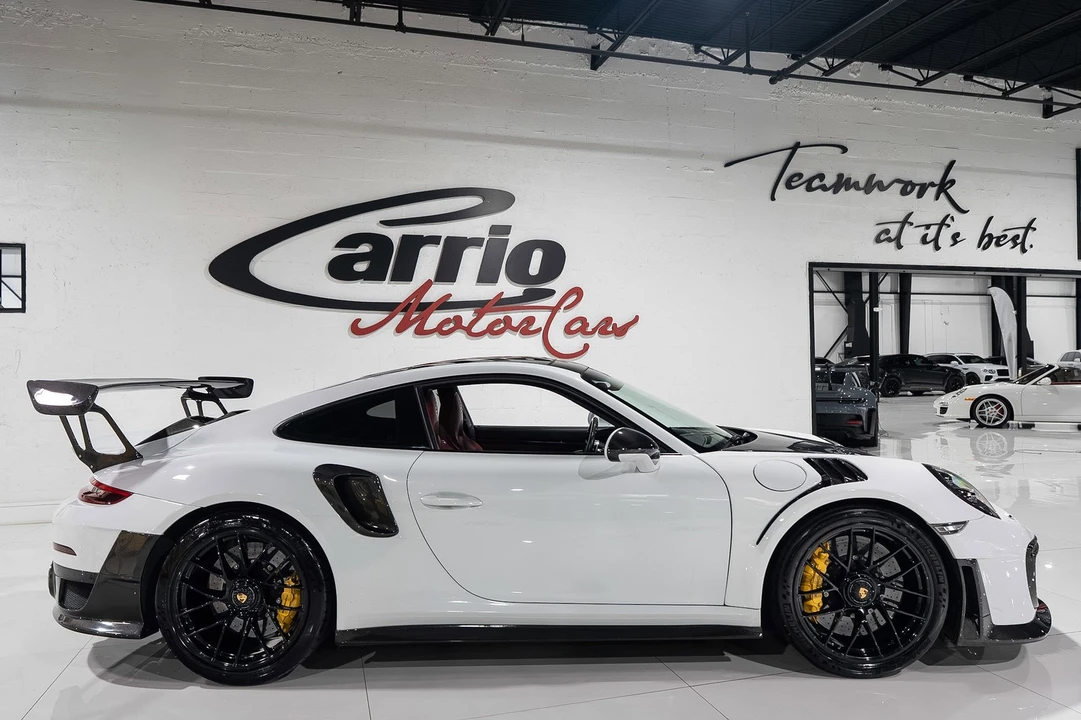 2017 Porsche 991 Turbo S - Image 8 of 31