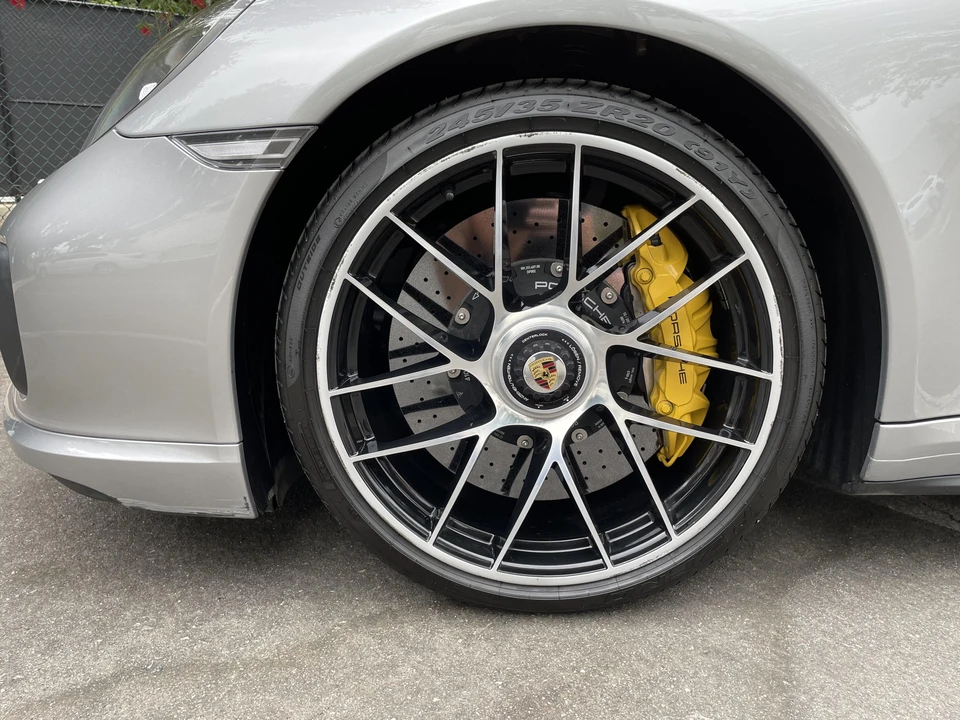 2017 Porsche 991 Turbo - Image 27 of 31