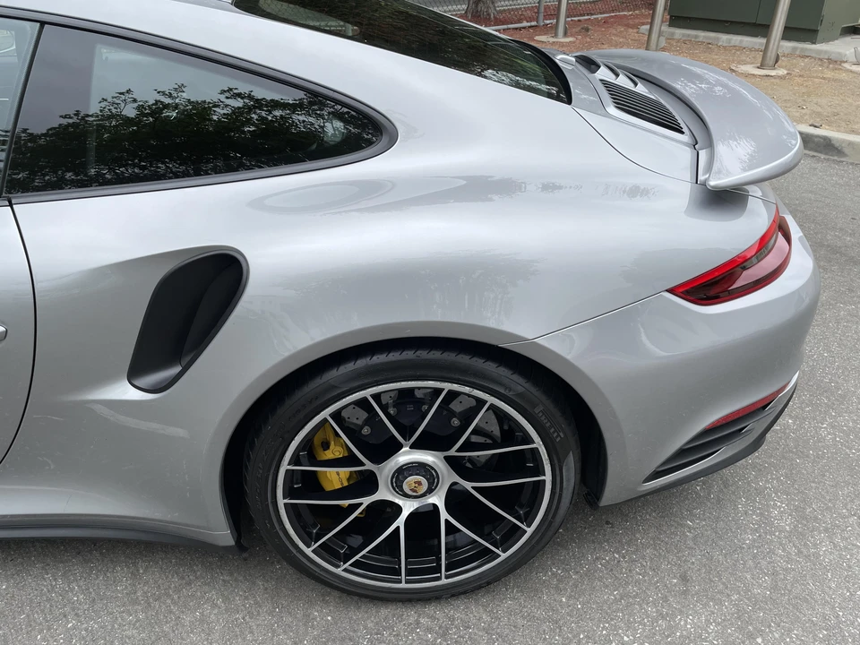 2017 Porsche 991 Turbo - Image 15 of 31