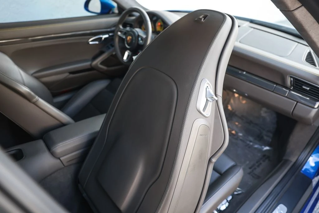 2017 Porsche 991 Turbo S - Image 27 of 31