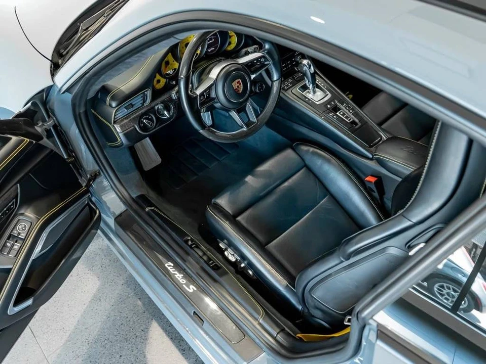 2017 Porsche 991 Turbo S - Image 4 of 5