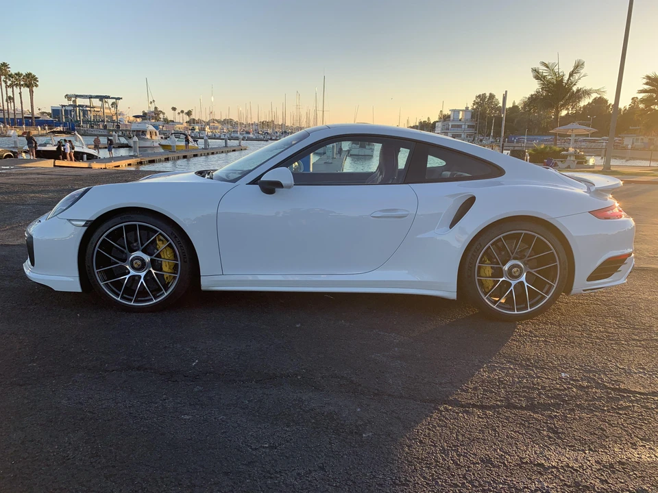 2017 Porsche 991 Turbo - Image 8 of 31