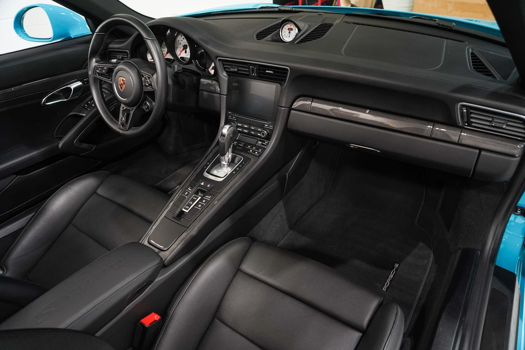 2017 Porsche 991 Turbo S - Image 16 of 31