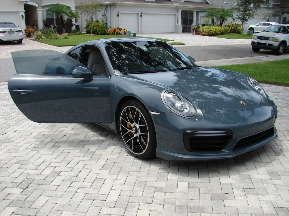 2017 Porsche 991 Turbo S - Image 10 of 17
