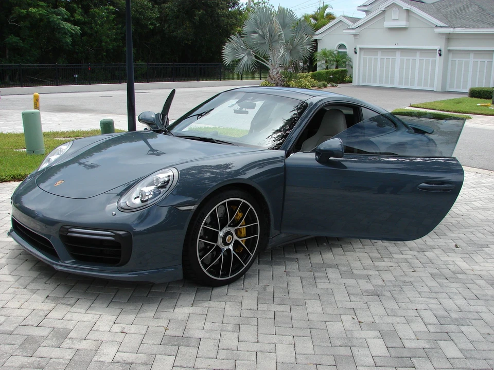 2017 Porsche 991 Turbo S - Image 12 of 17