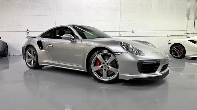 2017 Porsche 911 Turbo