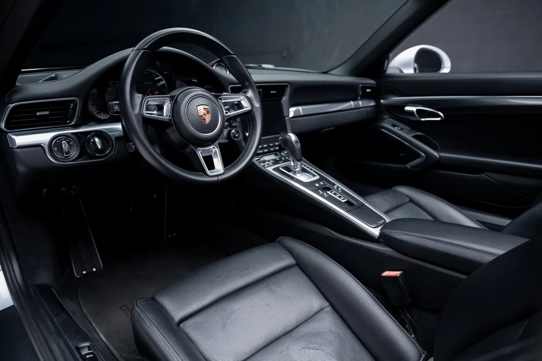 2017 Porsche 991 Turbo - Image 2 of 12