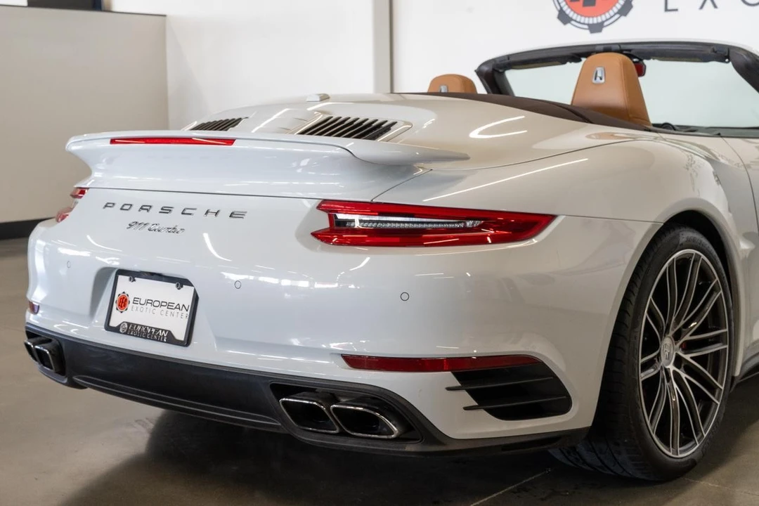 2017 Porsche 991 Turbo - Image 15 of 21