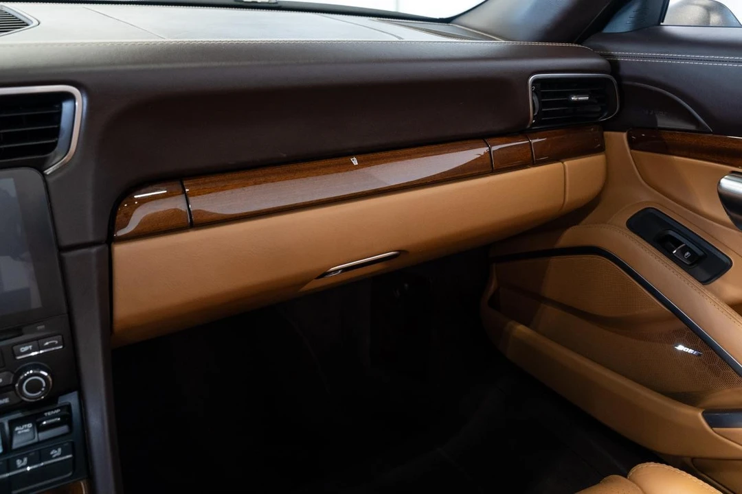 2017 Porsche 991 Turbo - Image 9 of 21