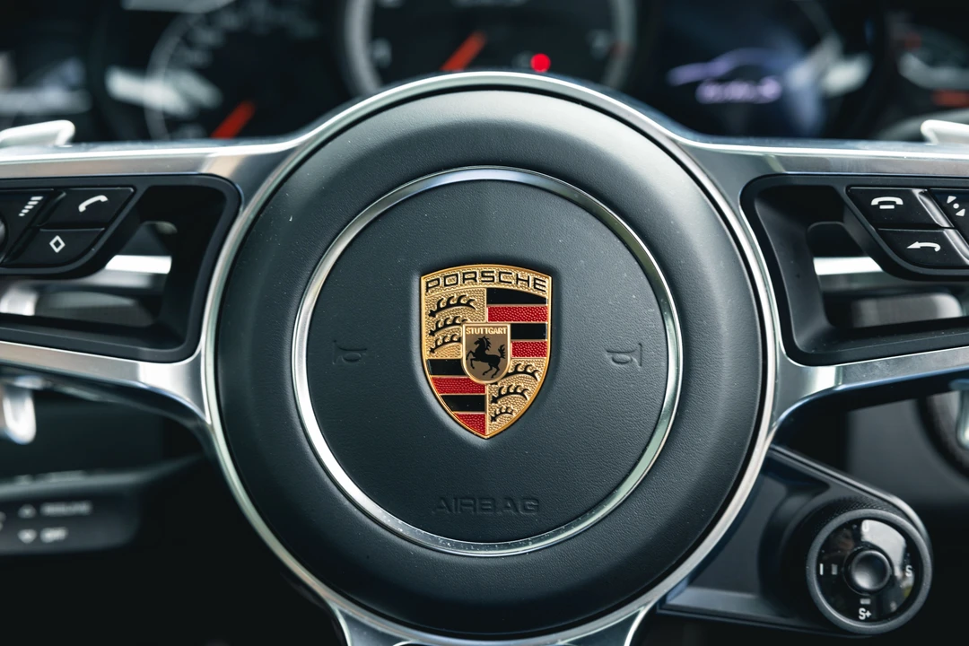 2017 Porsche 991 Turbo S - Image 24 of 31
