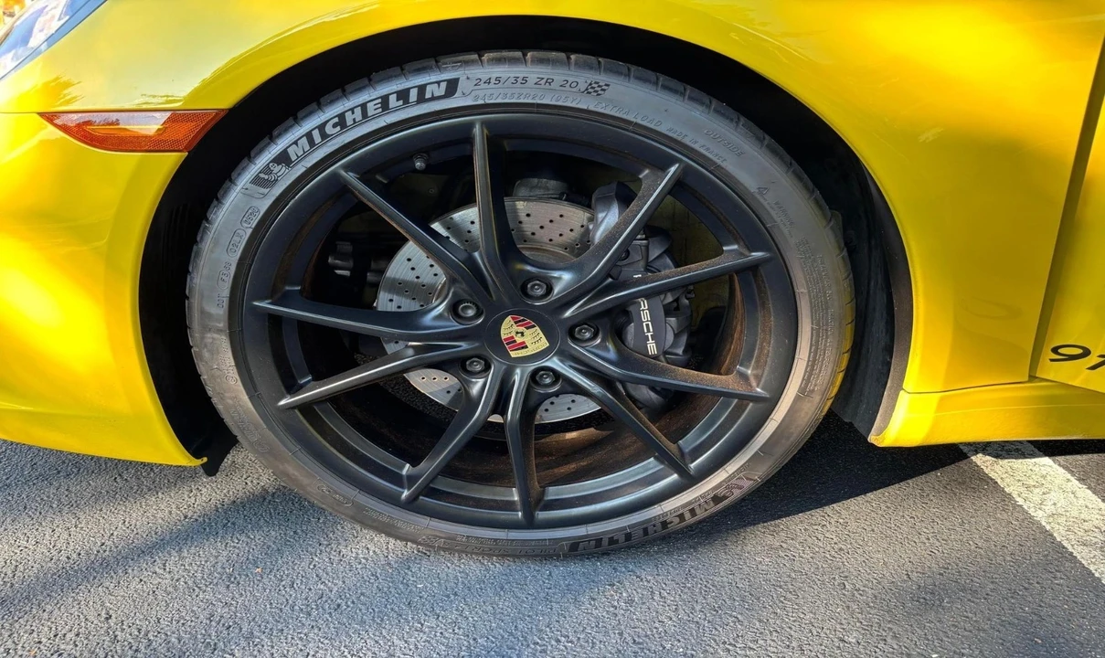 2017 Porsche 991 Carrera - Image 19 of 20