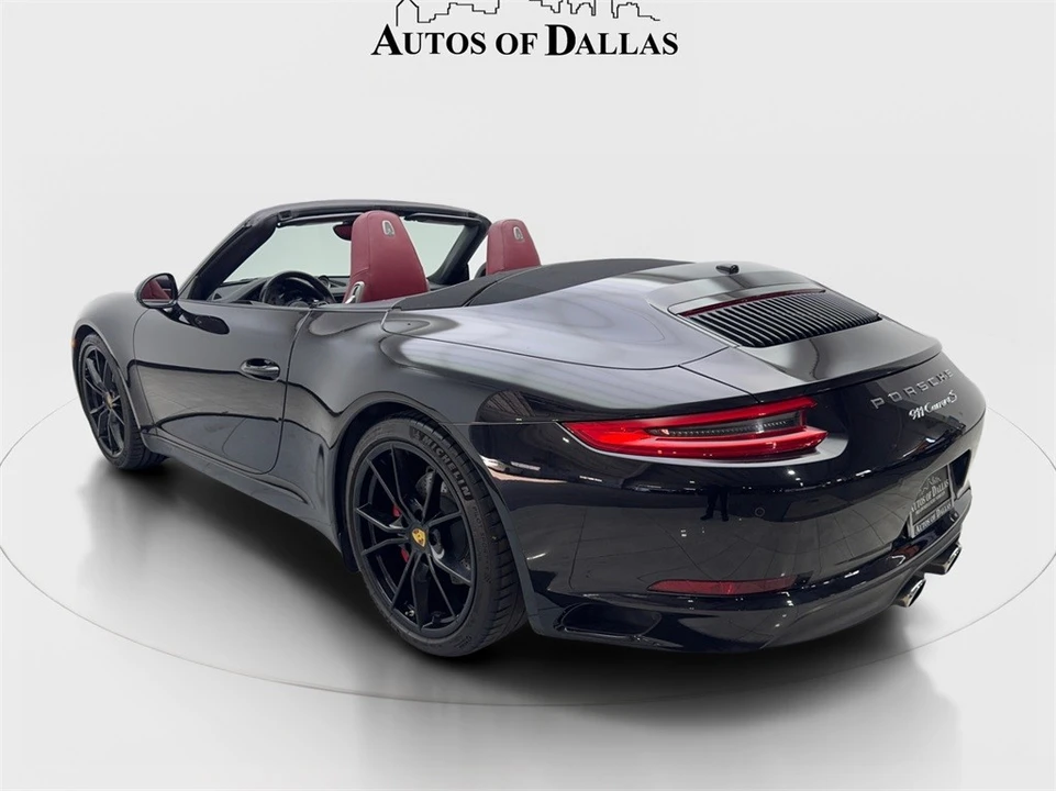 2017 Porsche 911 - Image 9 of 21