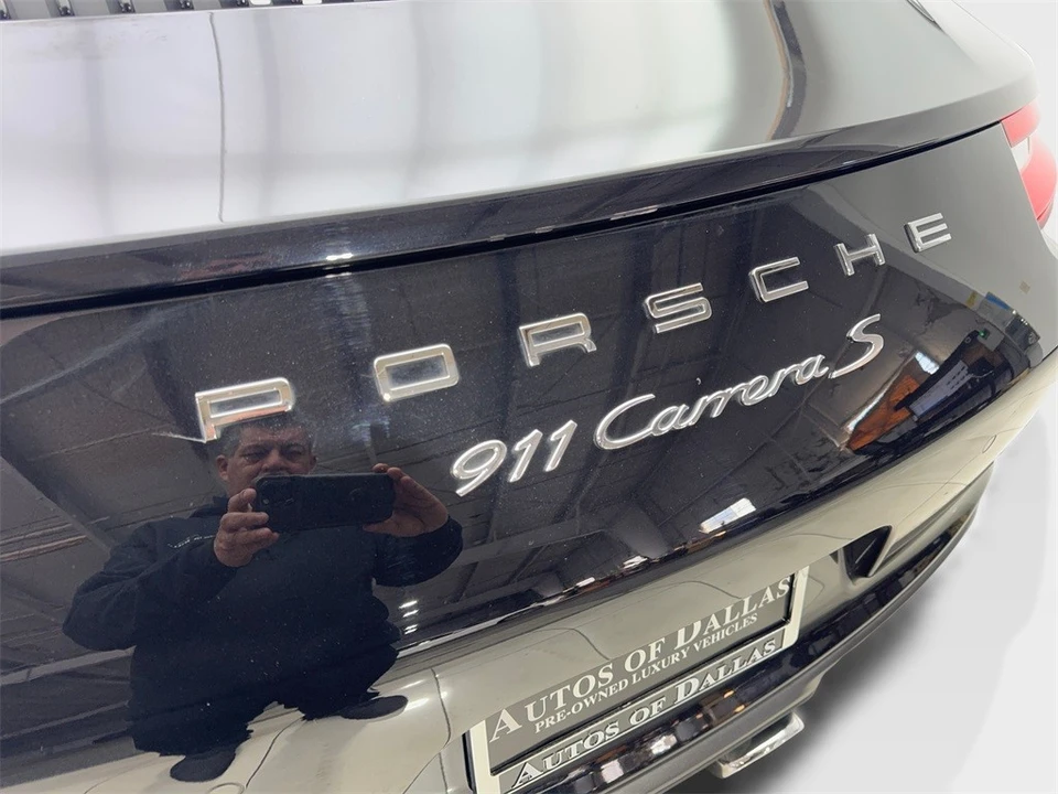 2017 Porsche 911 - Image 20 of 21